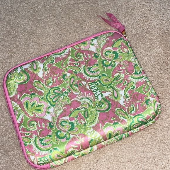 Lilly Pulitzer tablet pouch - Picture 3 of 5
